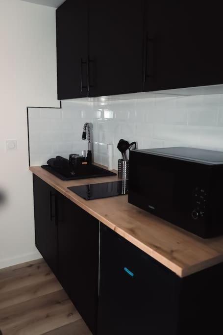 Appartement Duplex Au Coeur De แร็งส์ ภายนอก รูปภาพ